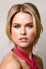picture of actor Alice Eve