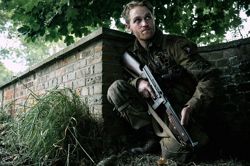 Wyatt Russell en Overlord