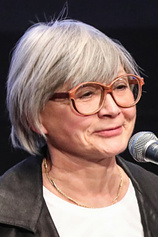 photo of person Rosalinde Deville