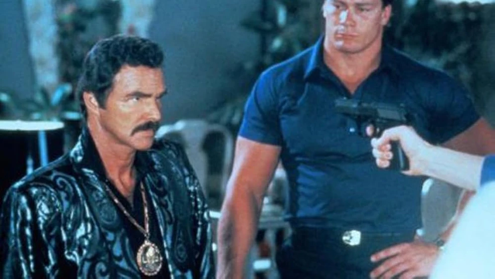 Burt Reynolds y Peter Koch en acorralado-en-las-vegas