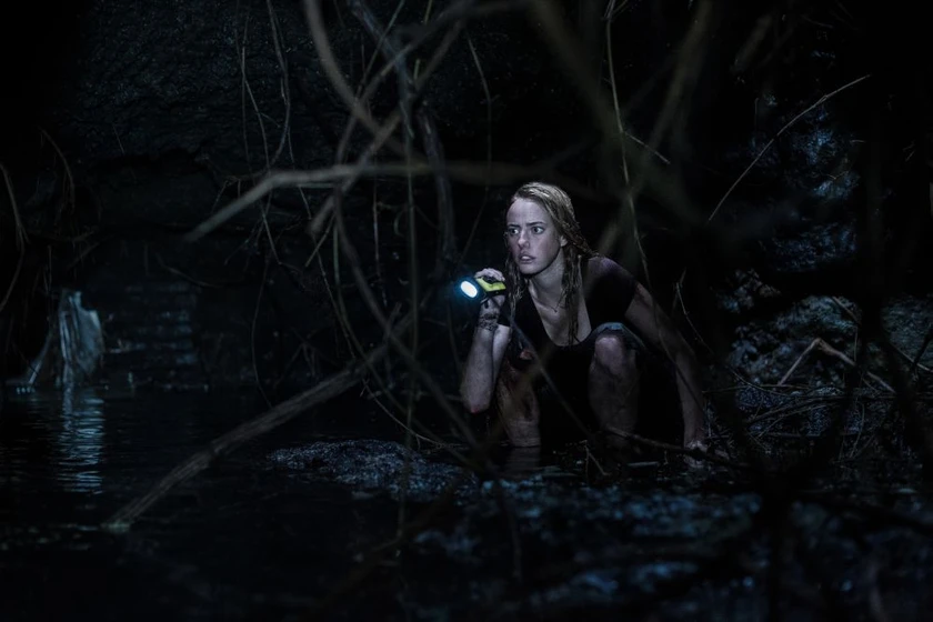 Kaya Scodelario en infierno-bajo-el-agua