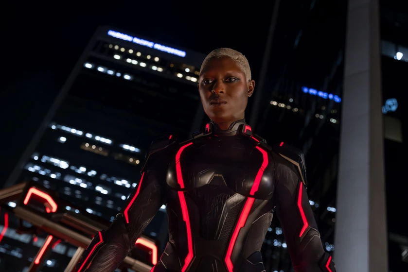 Jodie Turner-Smith en tron-ares