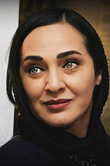 picture of actor Roya Nonahali