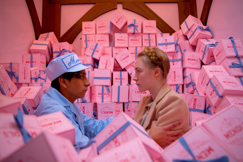 Saoirse Ronan y Tony Revolori en El Gran Hotel Budapest