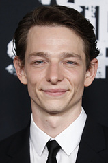 photo of person Mike Faist