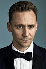 photo of person Tom Hiddleston