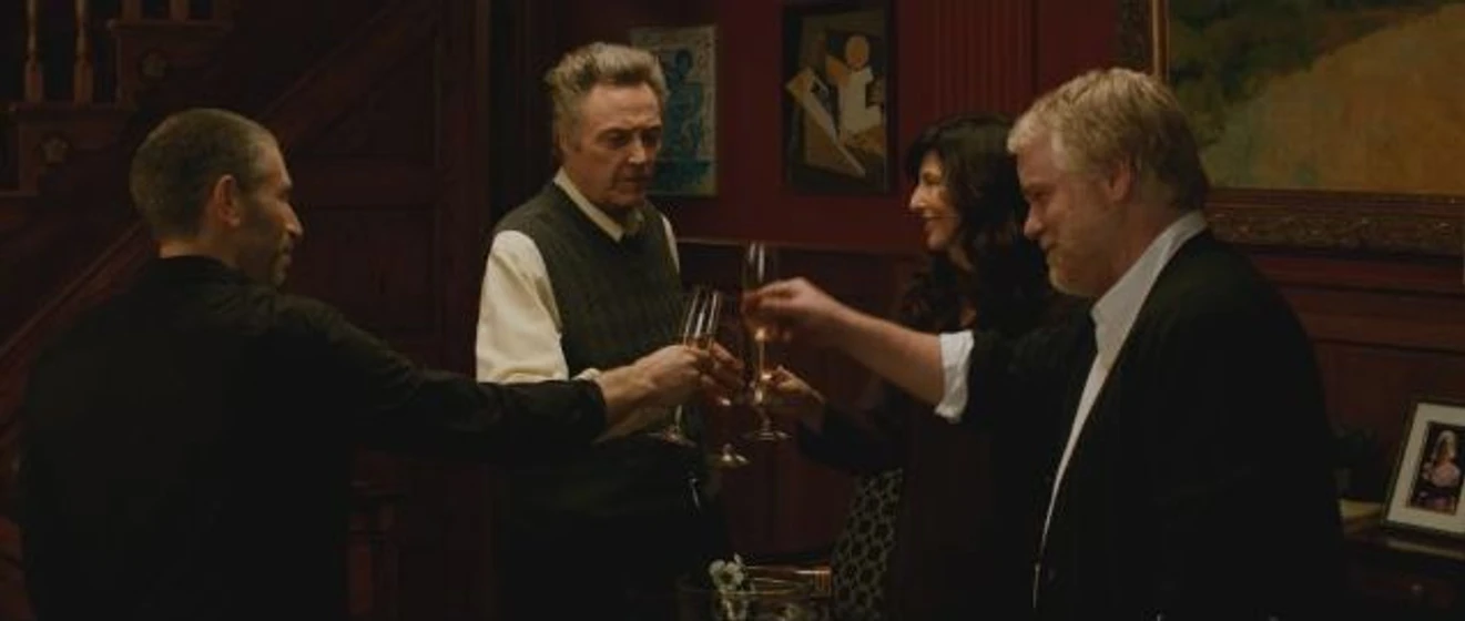 Christopher Walken, Catherine Keener, Philip Seymour Hoffman y Mark Ivanir en el-ultimo-concierto