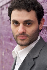 picture of actor Arian Moayed