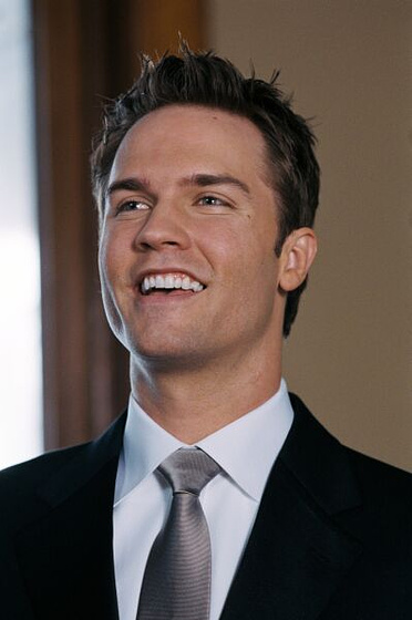 Scott Porter en Una Noche para morir