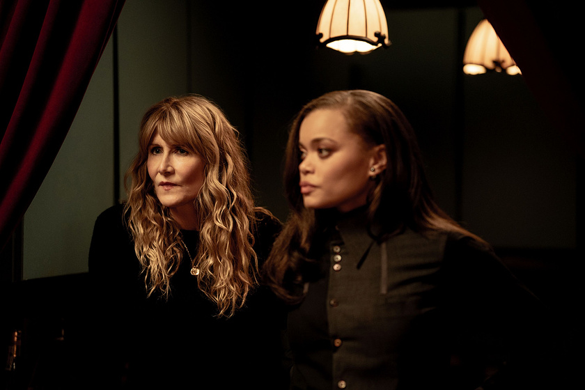 Laura Dern y Andra Day en Sin Conexión
