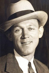picture of actor Hal Skelly