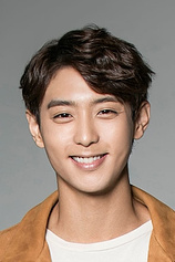 photo of person Hyun Woo