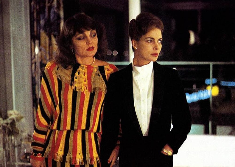 Gudrun Landgrebe y Gabriele Lafari en la-mujer-flambeada