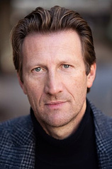 picture of actor Mark Bazeley