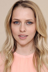 photo of person Teresa Palmer