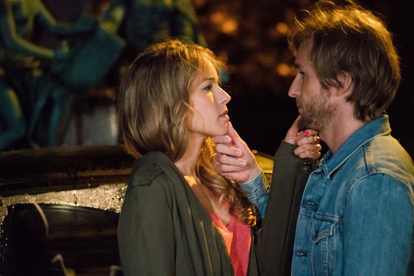 Philippe Lacheau y Elodie Fontan en Alibi.com Agencia de engaños