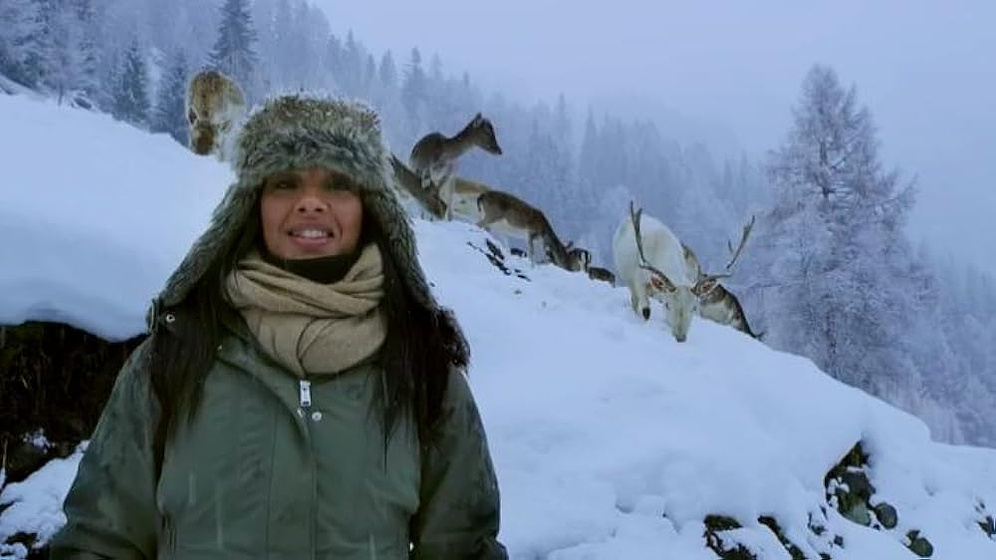 Liz Bonnin en invierno-animal