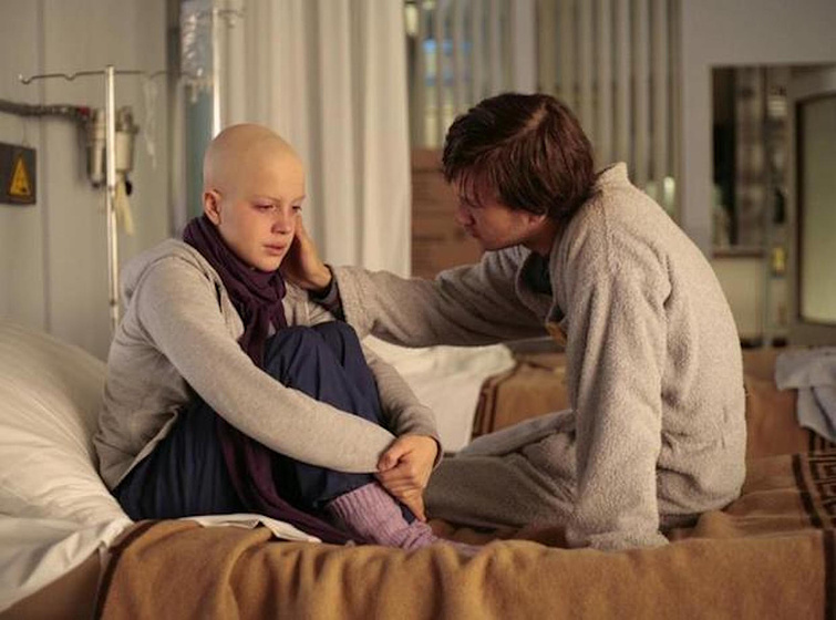 Paula Kalenberg y Franz Dinda en La Nube
