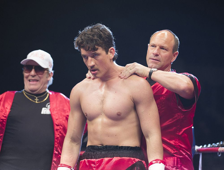 Aaron Eckhart y Miles Teller en Bleed for this