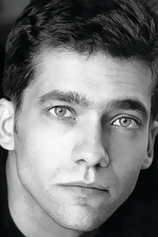 picture of actor Julien Lambroschini