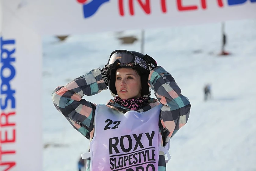 Felicity Jones en chalet-girl