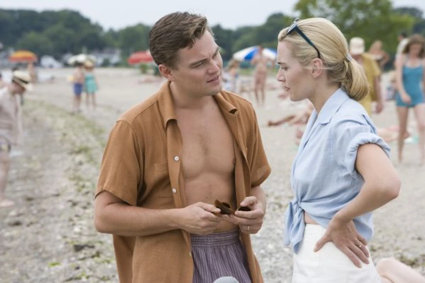 Leonardo DiCaprio y Kate Winslet en revolutionary-road