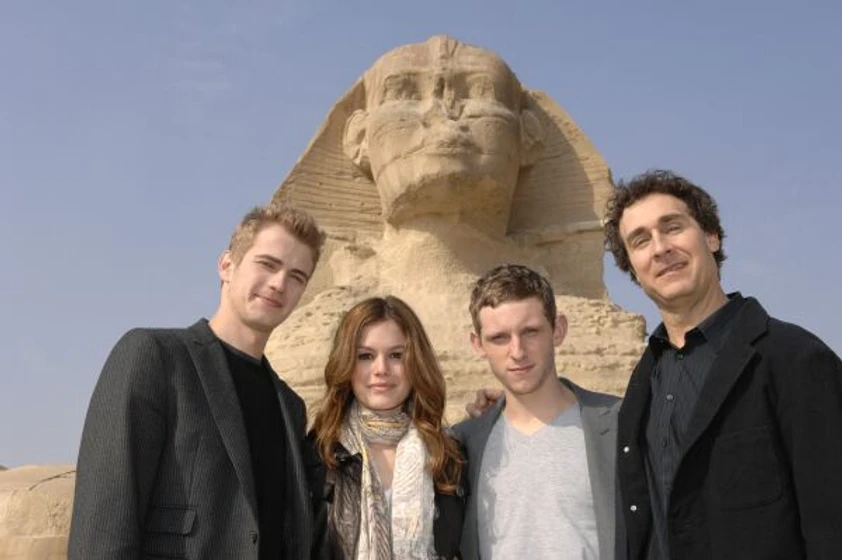 Hayden Christensen, Doug Liman, Jamie Bell y Rachel Bilson en jumper (Junket en Giza (Febrero 2008))
