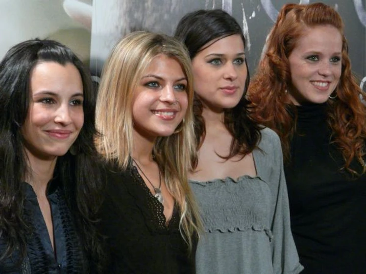 María Castro y Xenia Tostado en 10.000 (Photocall Madrid (Febrero 2008))