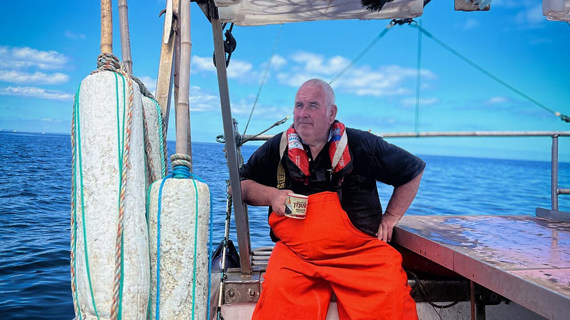 Imagen de All Rivers spill their Stories to the Sea