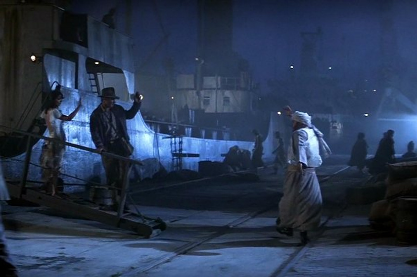 Harrison Ford [I] y Karen Allen en Indiana Jones en Busca del Arca Perdida