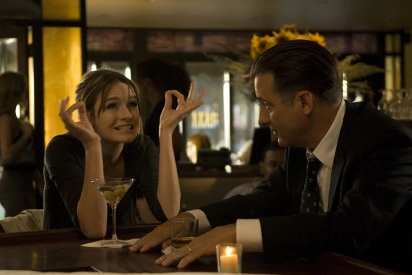 Emily Mortimer y Andy Garcia en asuntos-de-familia