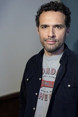 photo of person Farid Bentoumi