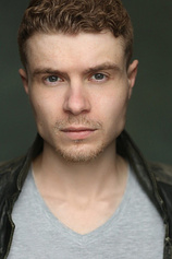 picture of actor Jake Henderson