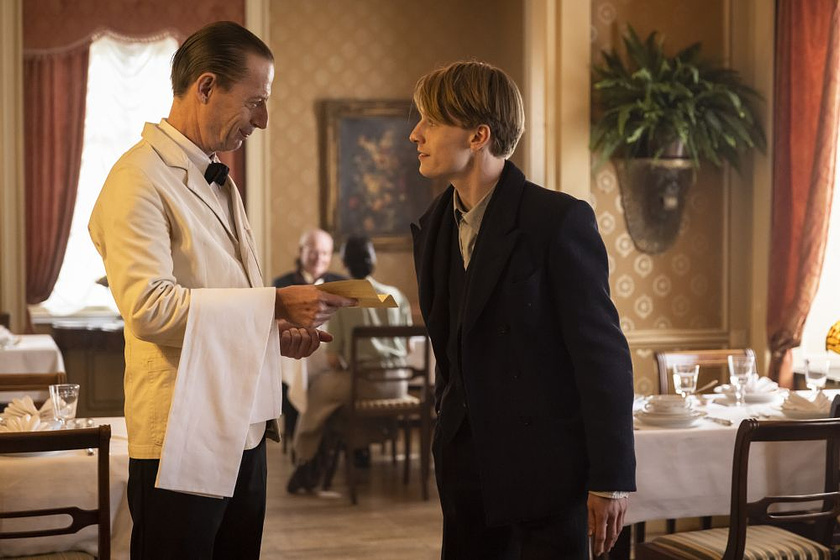 Louis Hofmann en El Falsificador de Pasaportes