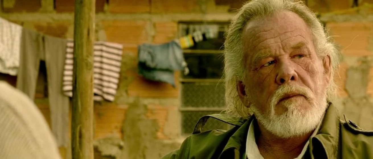 Nick Nolte en el-padre-la-venganza-tiene-un-precio