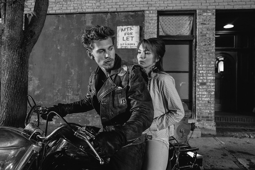 Austin Butler y Jodie Comer en Bikeriders. La Ley del Asfalto