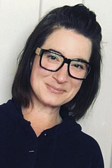 photo of person Lisa Cichelly