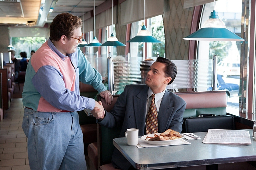 Leonardo DiCaprio y Jonah Hill en El Lobo de Wall Street