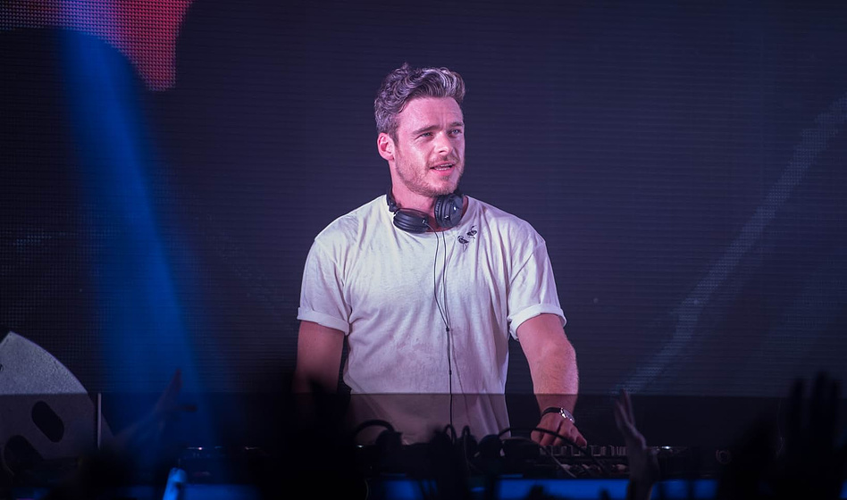 Richard Madden en Ibiza