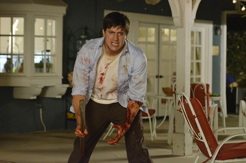 Ken Marino en ¡Bicho Malo!