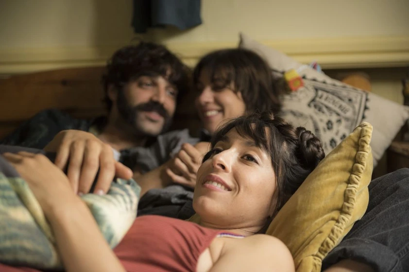 Natalia Tena, Oona Chaplin y David Verdaguer en tierra-firme