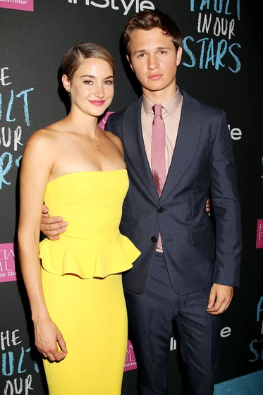 Shailene Woodley y Ansel Elgort en bajo-la-misma-estrella (Premiere en New York. 2014)
