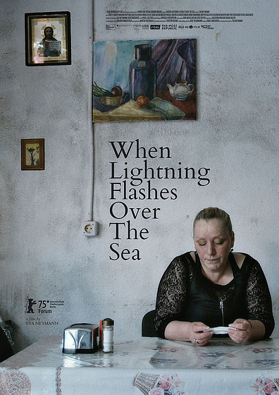 Imagen de When Lightning Flashes over the sea (Cartel Berlinale)