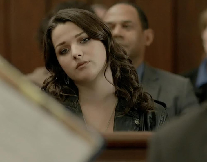 Annie Clark en seduccion-criminal