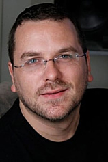 photo of person Aaron Symonds