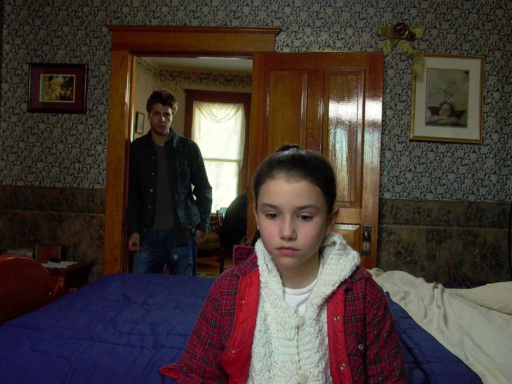 Jamie Draven y Grace Caroline Currey en badland-2007