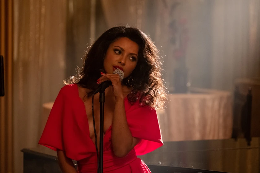 Kat Graham en poison-rose