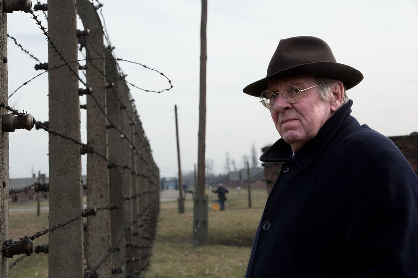 Tom Wilkinson en Negación