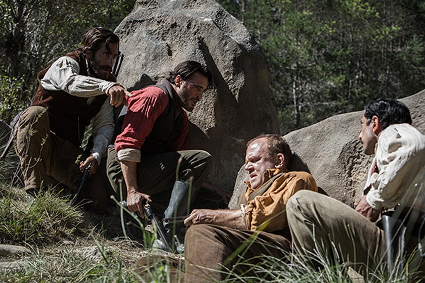 John C. Reilly, Jake Gyllenhaal, Joaquin Phoenix y Riz Ahmed en Los Hermanos Sisters