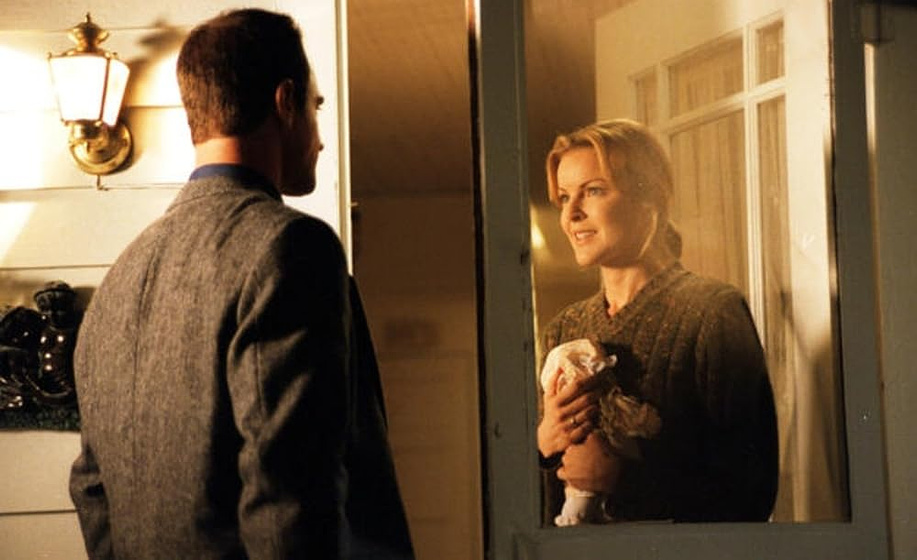 Christopher Meloni y Marcia Cross en objetivo-la-tierra